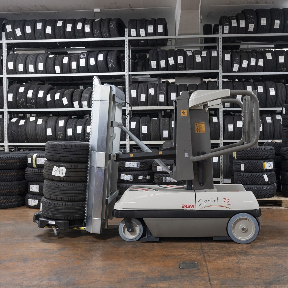 Číslo obrázka výrobku 6: Bravi® Platforms osobný zdvihák na komisionovanie pneumatík Sprint TL