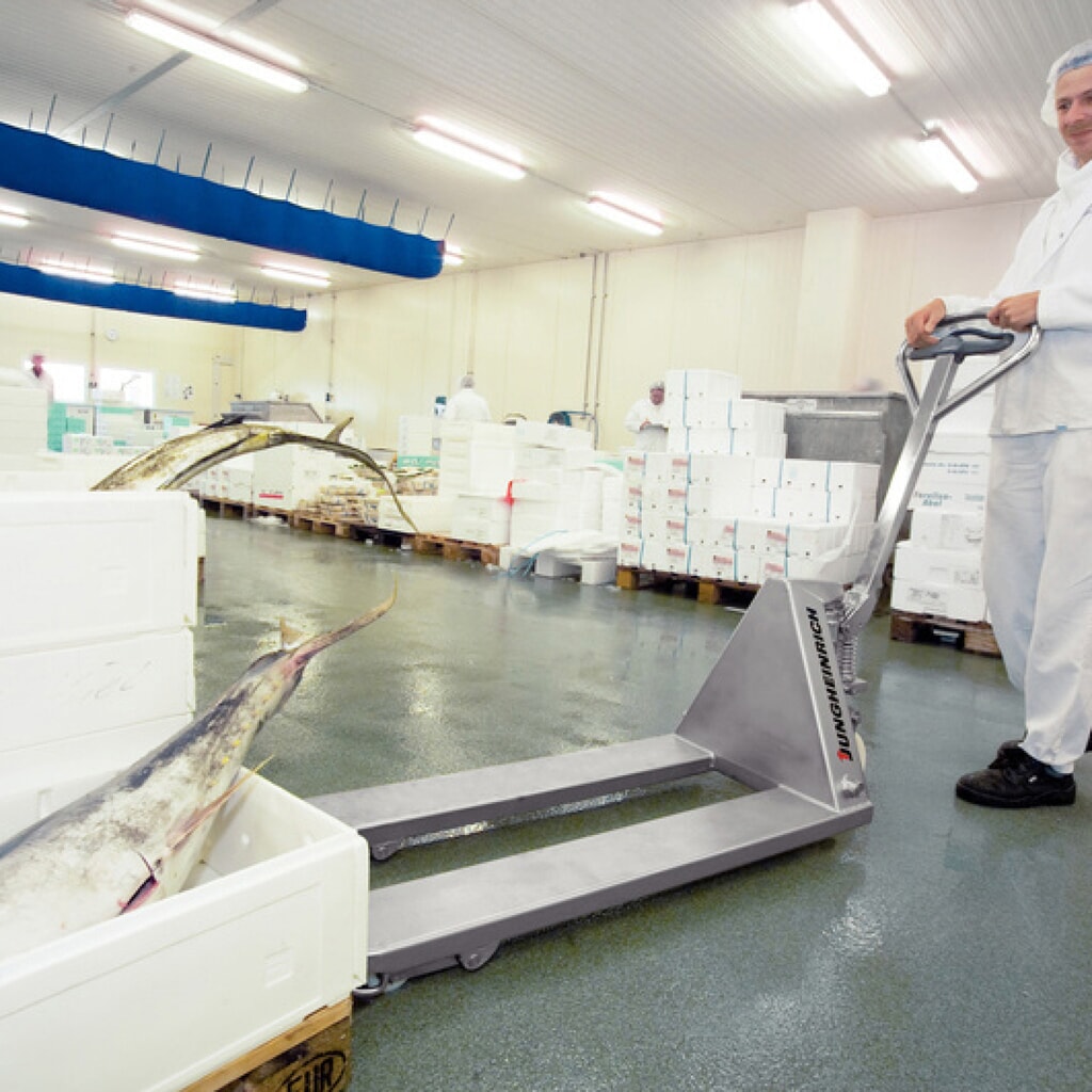 Číslo obrázka výrobku 6: Ručný paletový vozík z nehrdzavejúcej ocele Jungheinrich AM I20, s nosnosťou 2 000 kg, dĺžkou vidlíc 1 220 mm, nylon