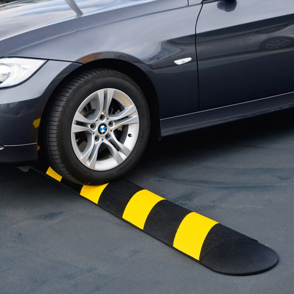 Číslo obrázka výrobku 3: Retardér pre osobné automobily, < 10 km/h, ukončovací prvok, konštrukčná výška 55 mm, čierna